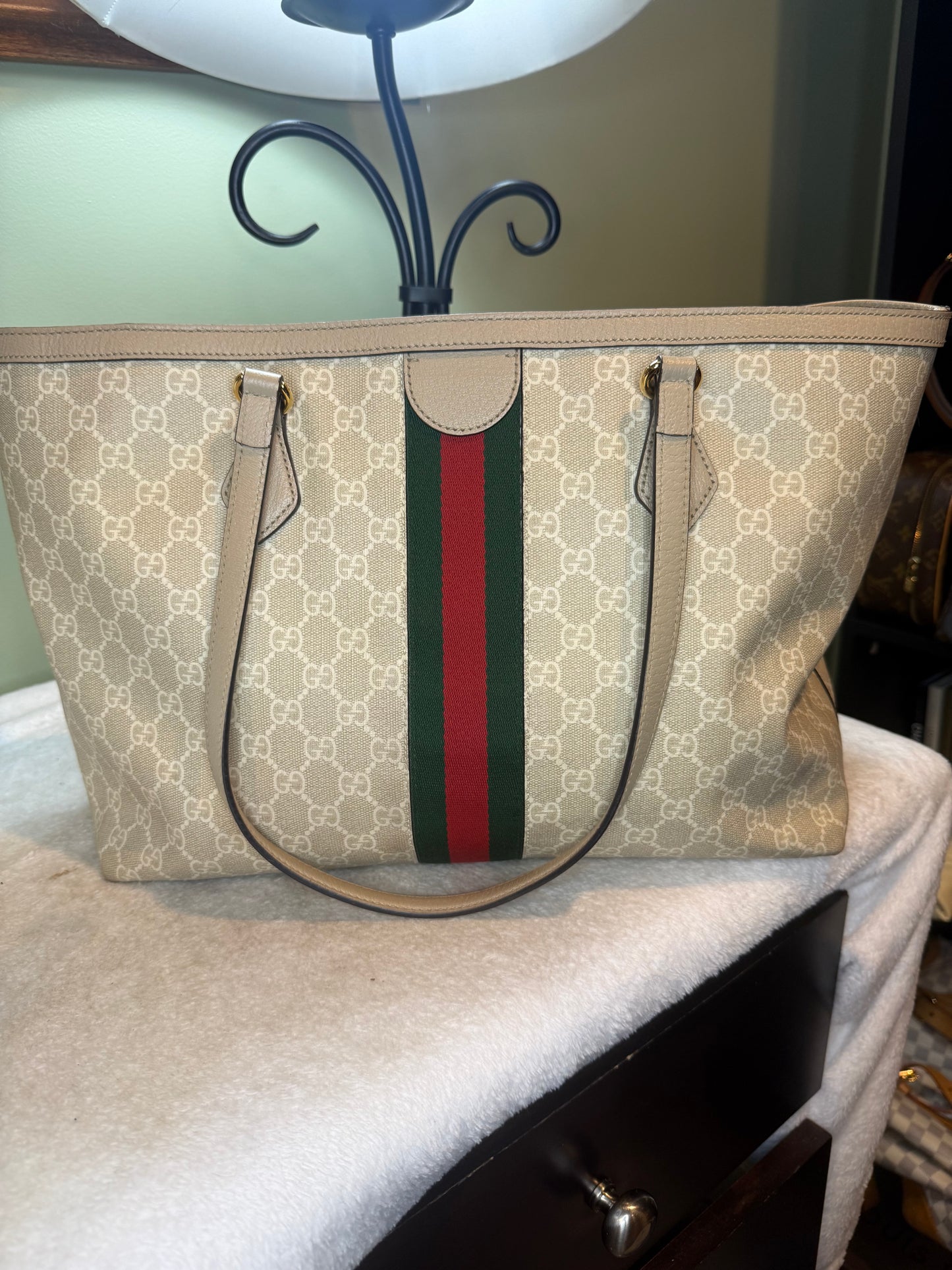 1297. Gucci Ophidia Large Beige and White GG Canvas Tote