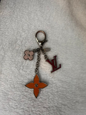 1522. Louis Vuitton Fleur d'Epi Small Bag Charm