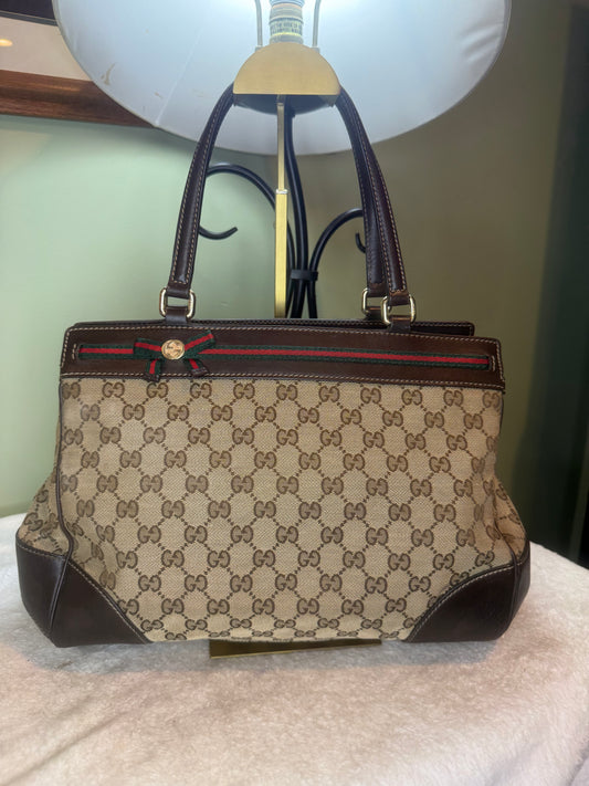 1529. Gucci GG Canvas Mayfair Tote