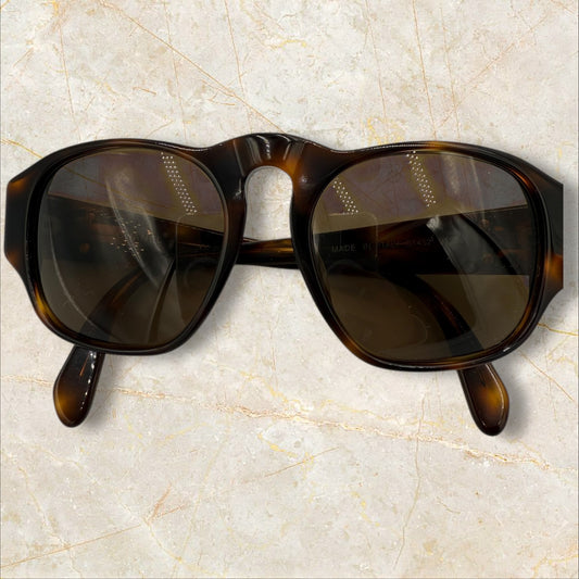 Chanel Coco Mark Brown Tortoise Shell Vintage Sunglasses with box