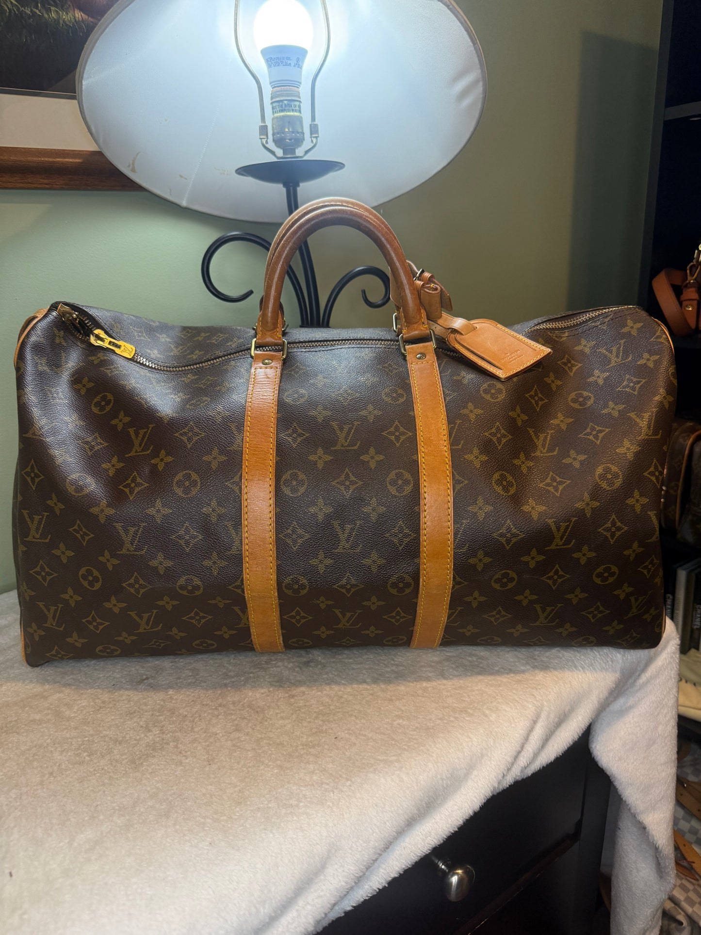 1470. Louis Vuitton Monogram Keepall 55