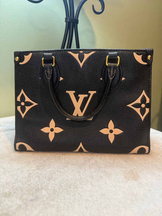 1633. Louis Vuitton Bicolor Empriente OnTheGo PM