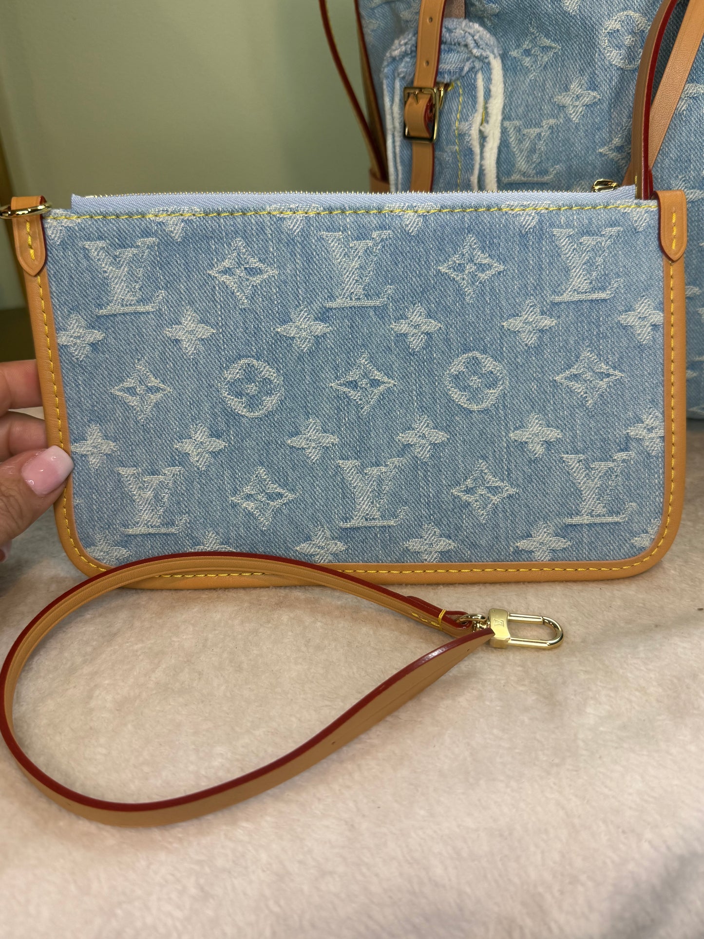 1414. Louis Vuitton Denim Carryall PM Bag with Pouch