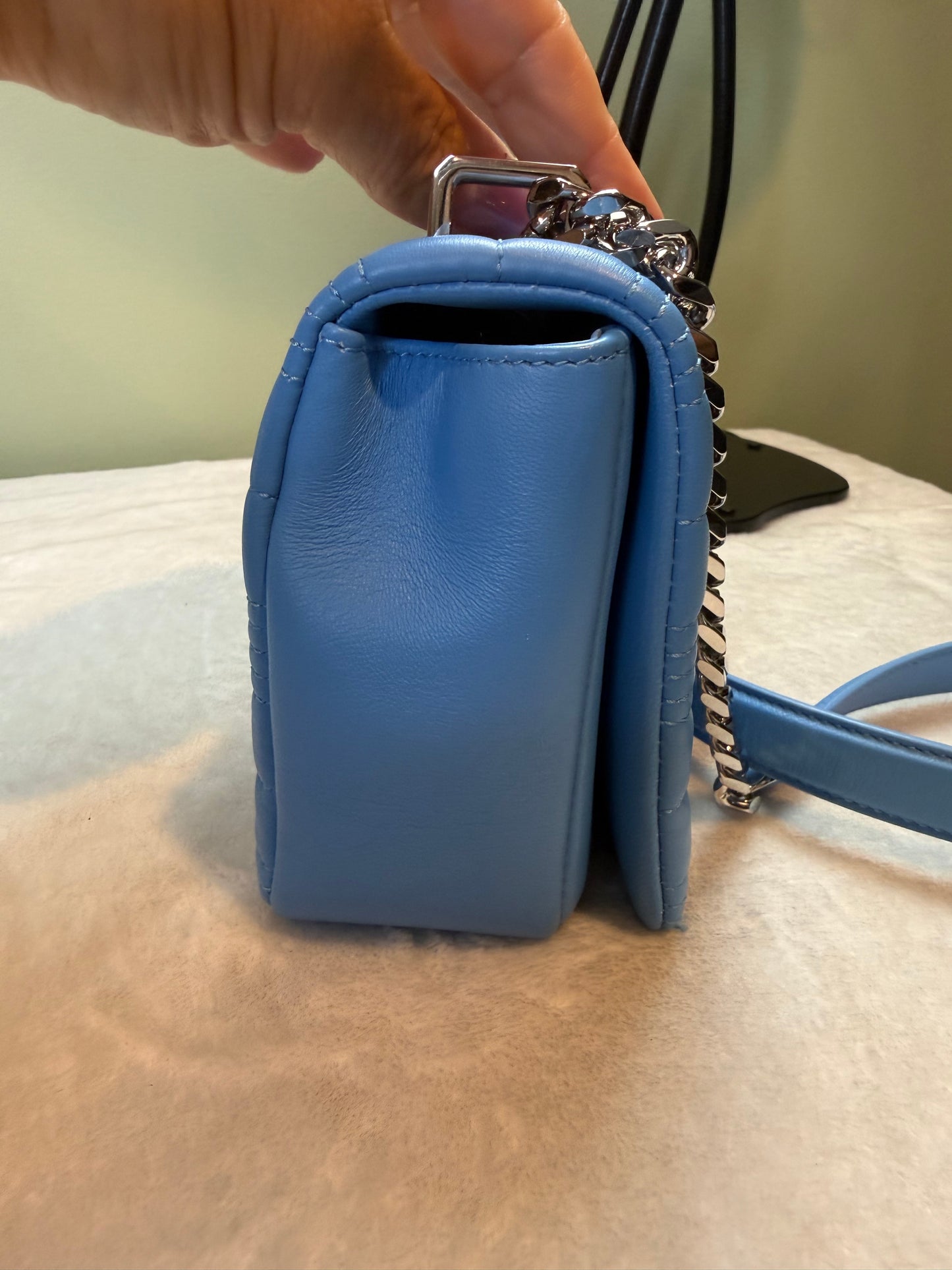 1853. Burberry Blue Small Lola Shoulder bag