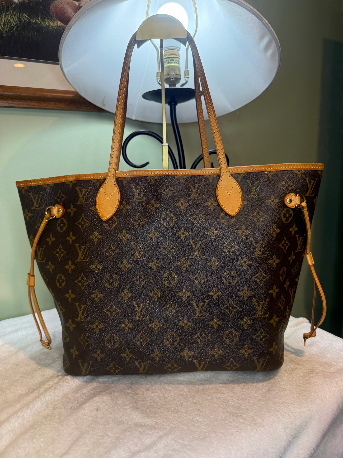 1399. Louis Vuitton Monogram Neverfull MM