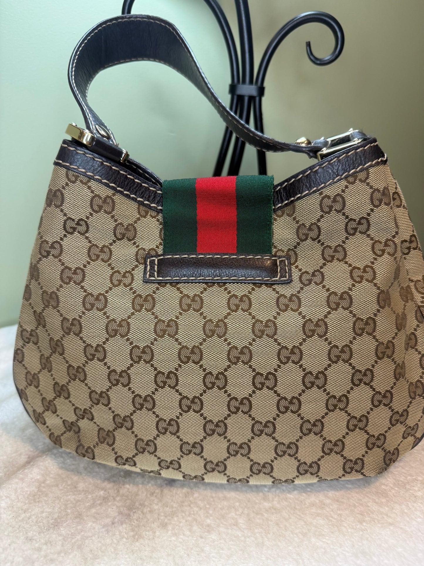 1464. Gucci GG Canvas New Ladies Web Hobo