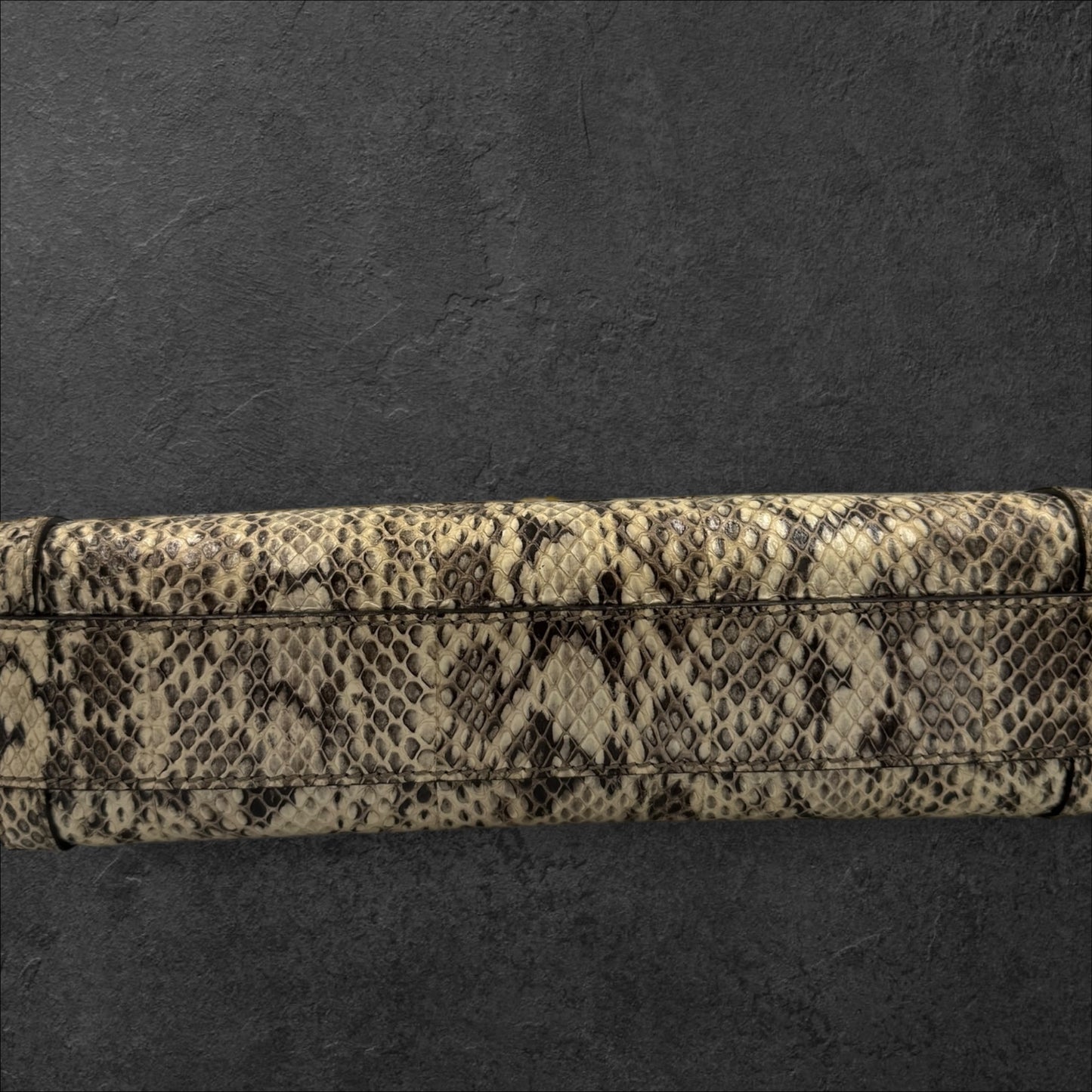 442. Gucci Python Ophidia