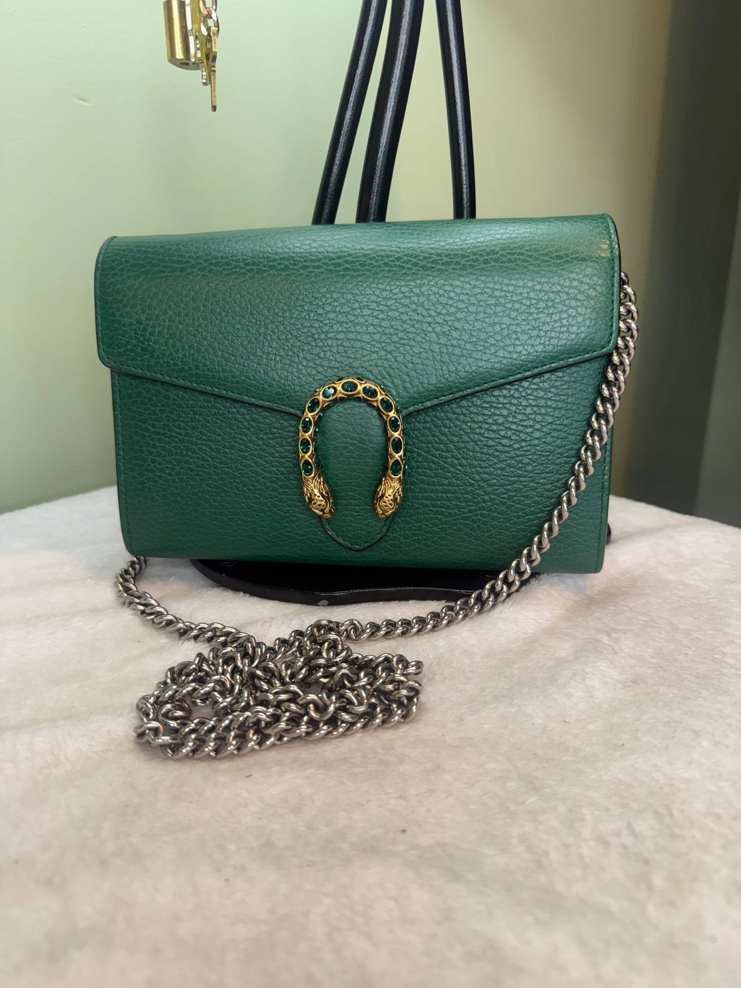 941. Gucci Green Dionysus Wallet on Chain