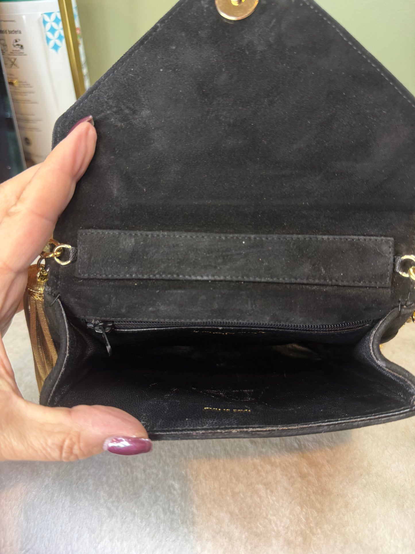 1339. Chanel Vintage Suede CC tassel bag with Gold ( Series 1)
