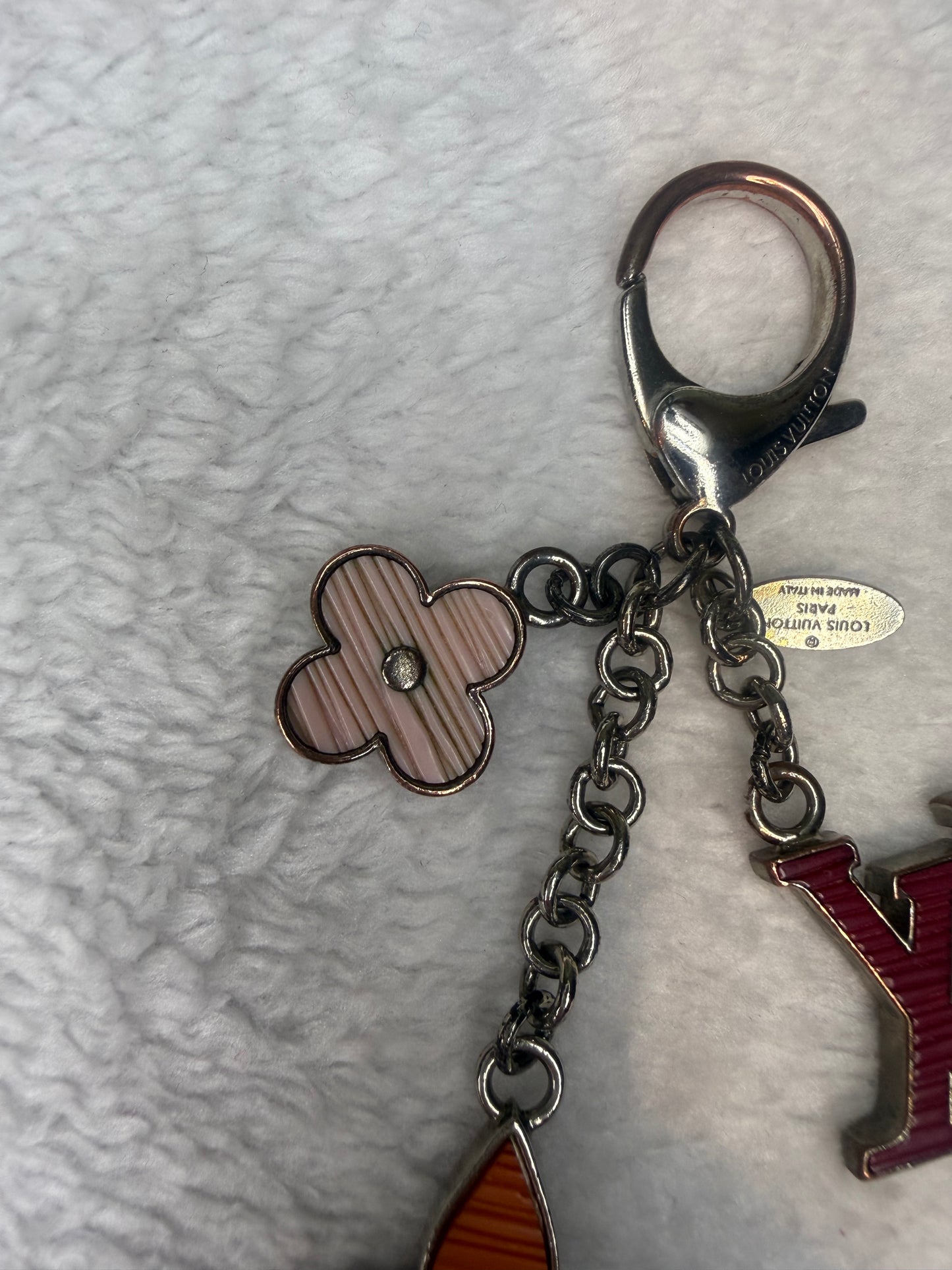 1522. Louis Vuitton Fleur d'Epi Small Bag Charm