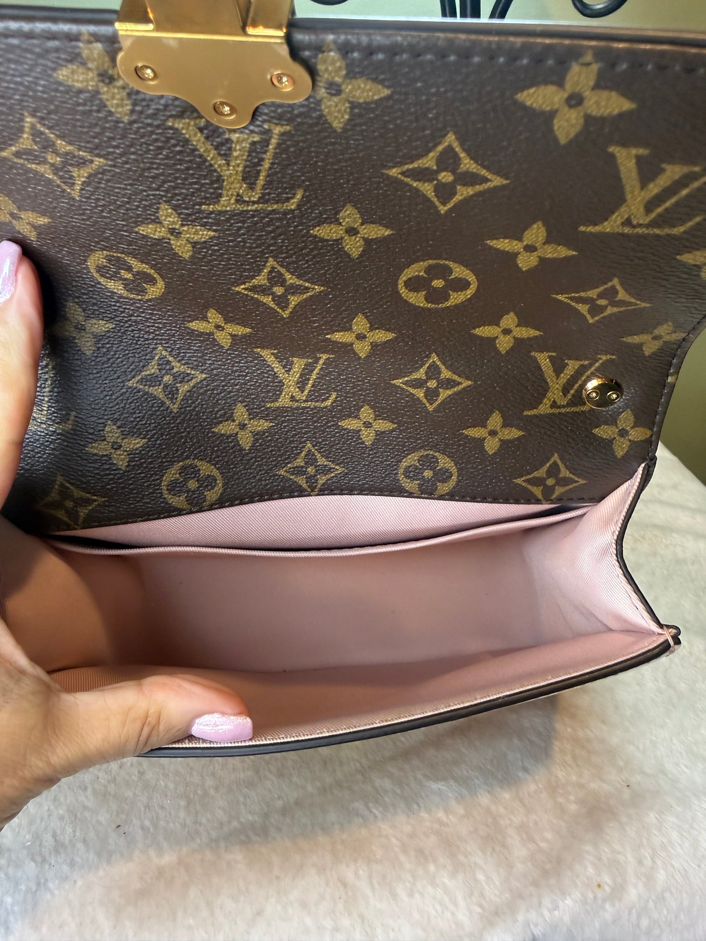 1505. Louis Vuitton Pink Cherrywood BB Bag