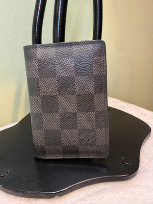 1846. Louis Vuitton Damier Graphite Pocket Organizer