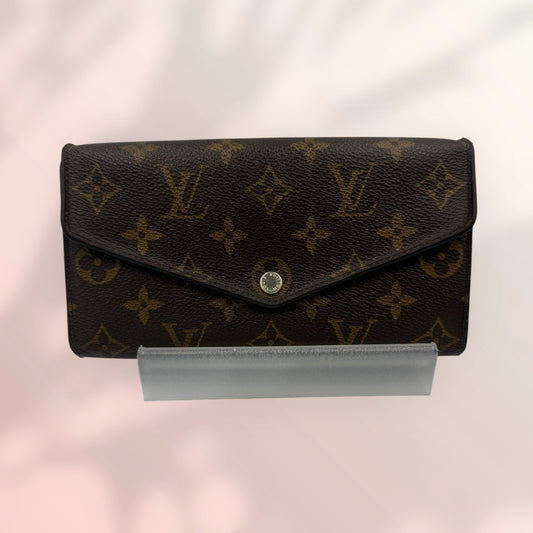 Louis Vuitton Monogram Sarah Wallet