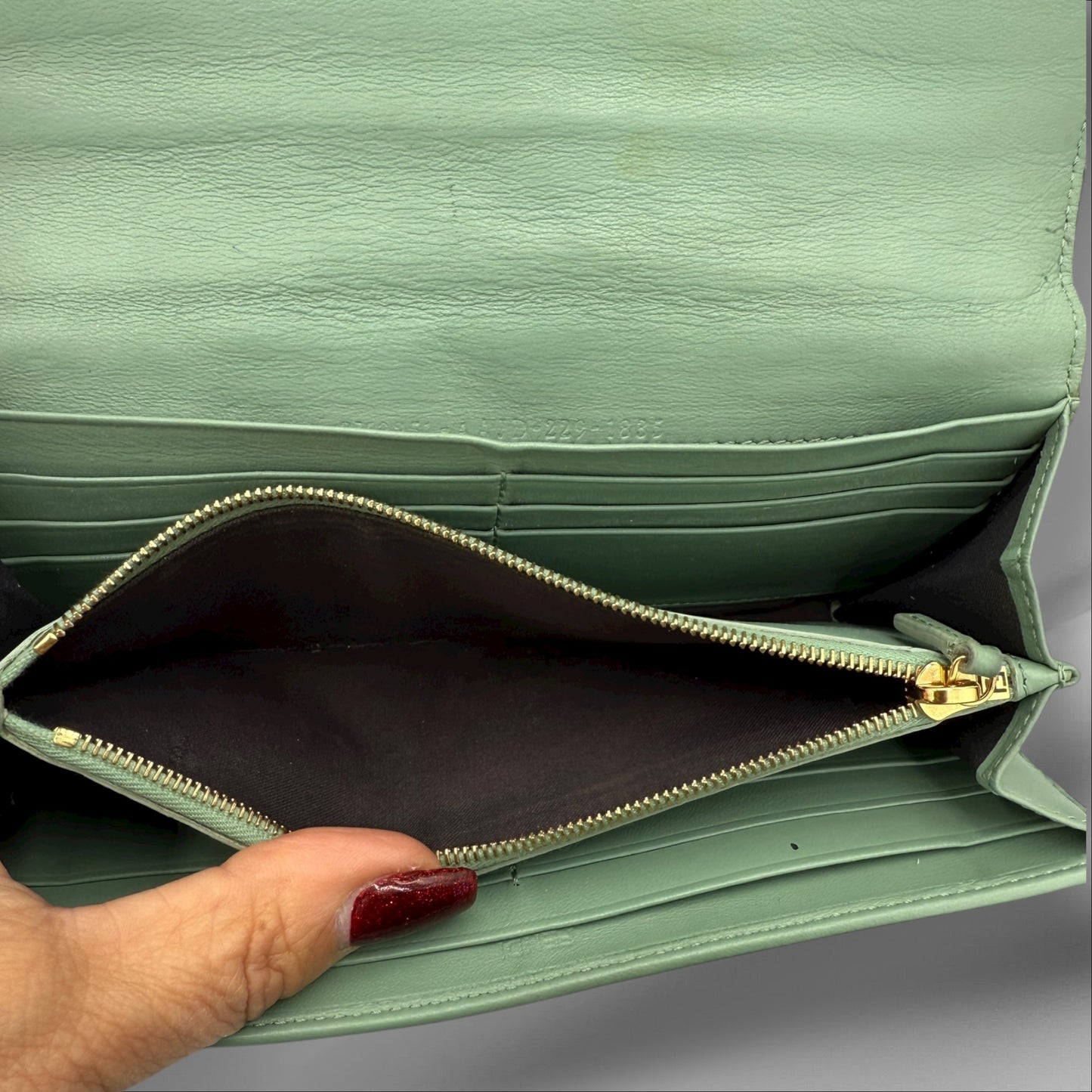 284. Fendi Bifold Leather Wallet Mint Green
