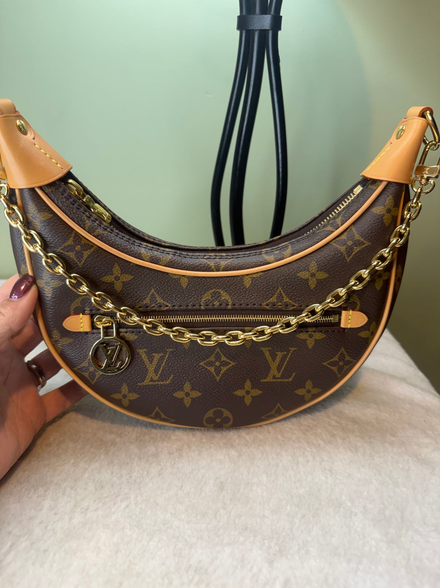 1278. Louis Vuitton Monogram Loop Bag