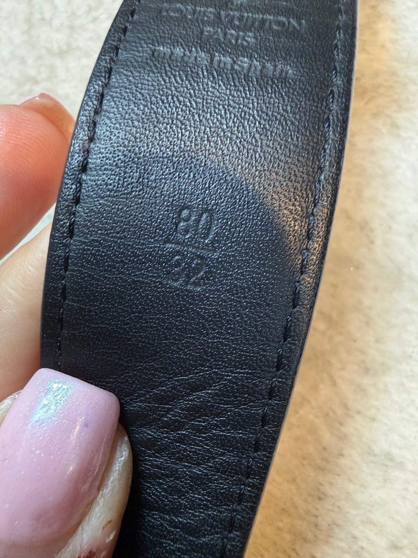 1613. Louis Vuitton Black Multicolor Belt 80/32