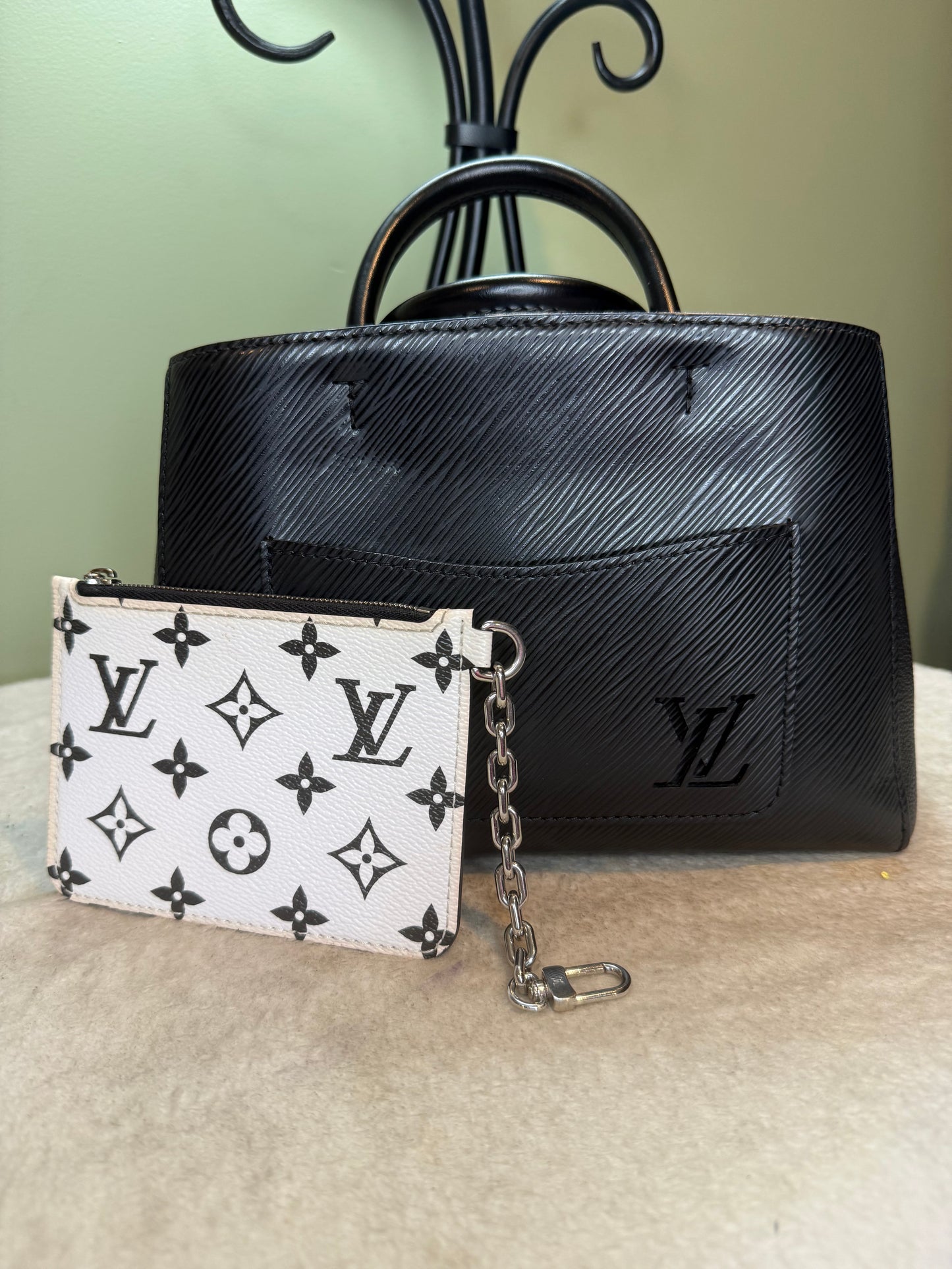 1510. Louis Vuitton Marelle Tote BB in Black Epi with Pink