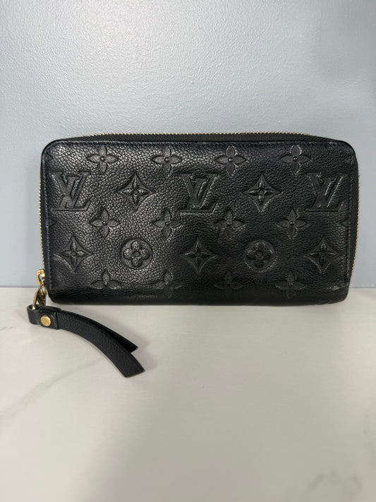 2195. Louis Vuitton Black Empriente Zippy Organizer Wallet