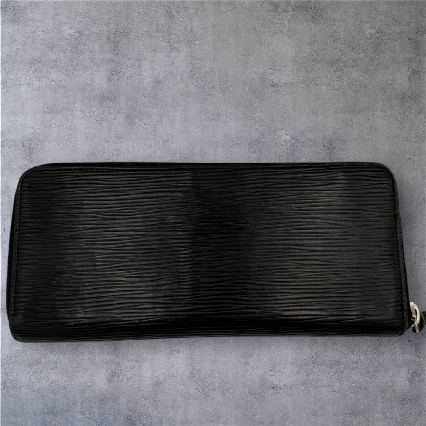 312. Louis Vuitton Black Epi Long Zippy Wallet