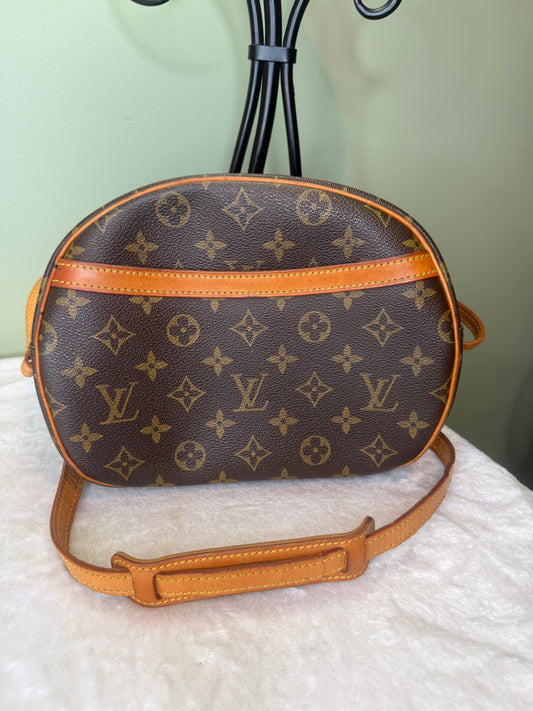2067. Louis Vuitton Monogram Blois Crossbody