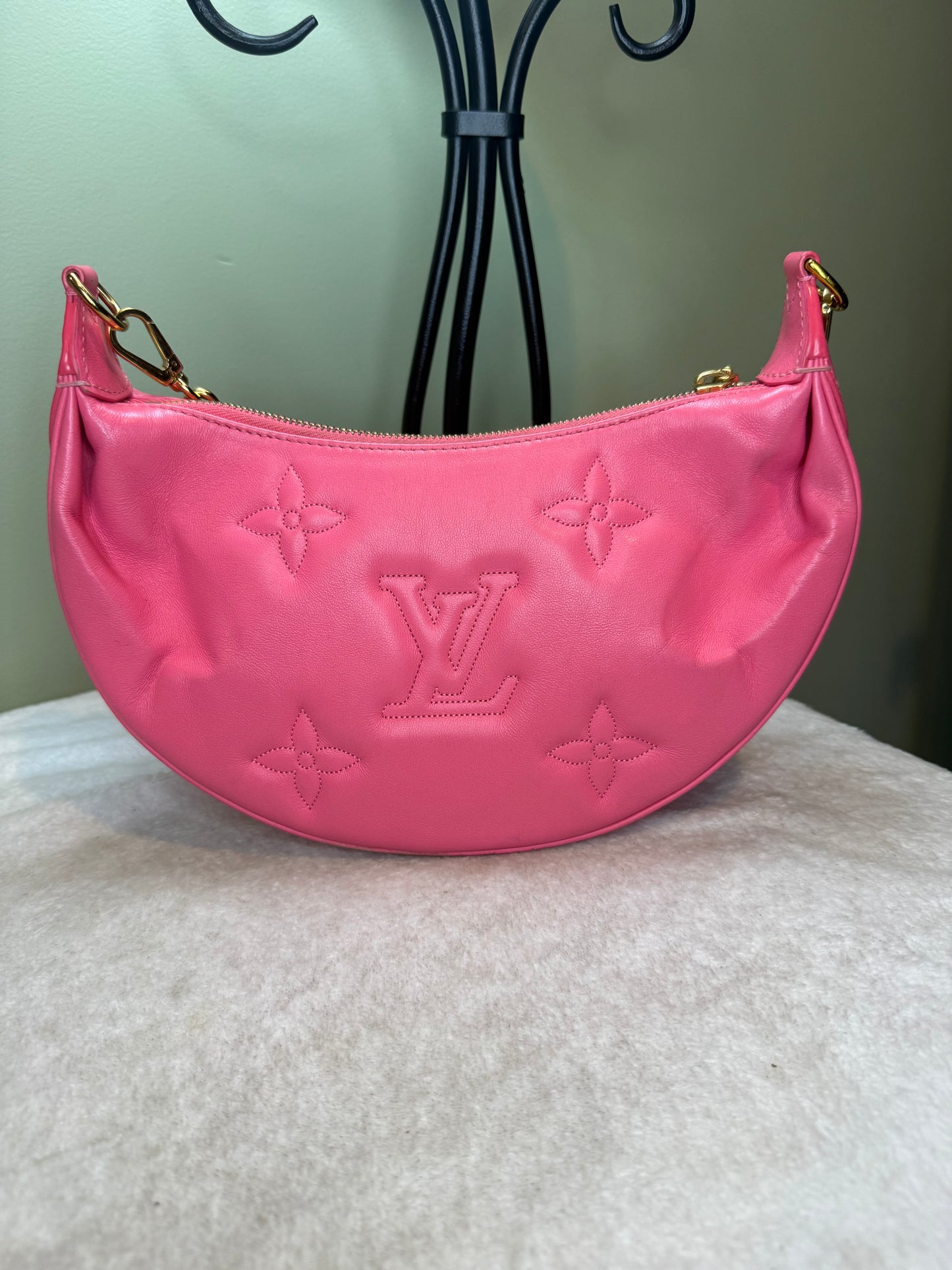 1265. Louis Vuitton Bubblegum Over The Moon in Dragon Fruit Pink