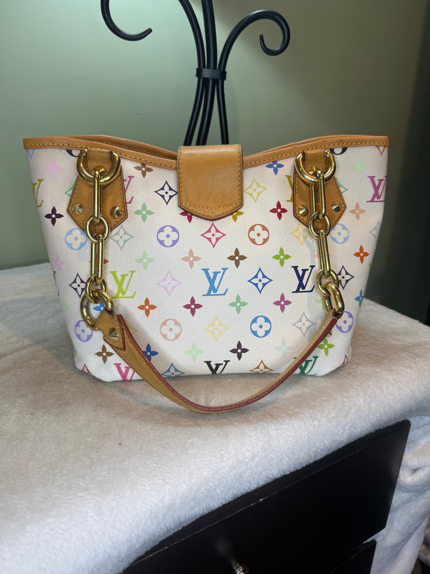 1275. Louis Vuitton White Multicolor Annie MM Shoulder Bag