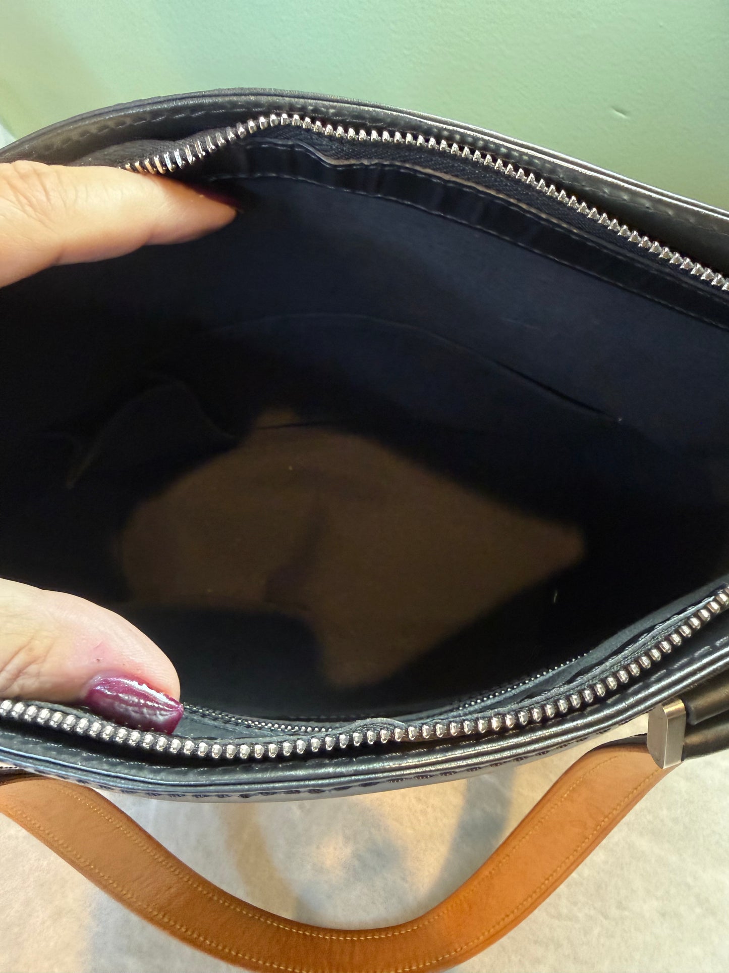 1916. Louis Vuitton Black Matte Stockton Tote