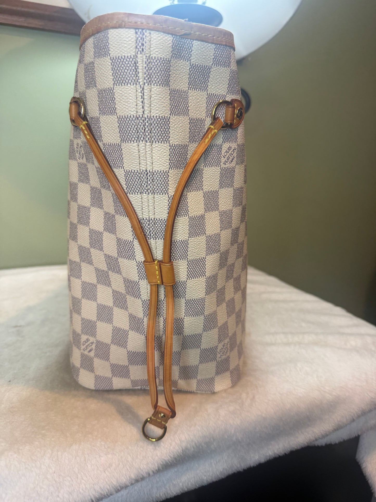 1466. Louis Vuitton Damier Azur Neverfull MM with Pink and Pouch
