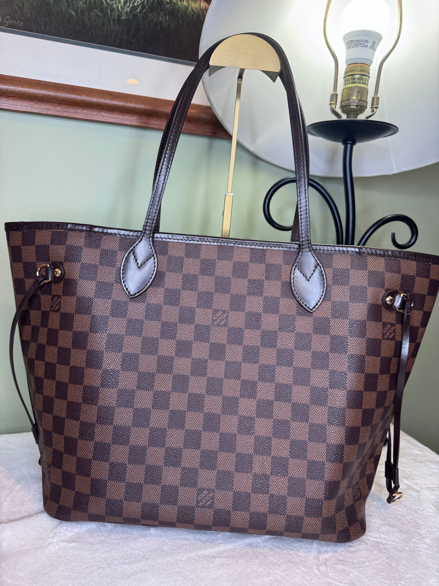 1718. Louis Vuitton Damier Ebene Neverfull MM