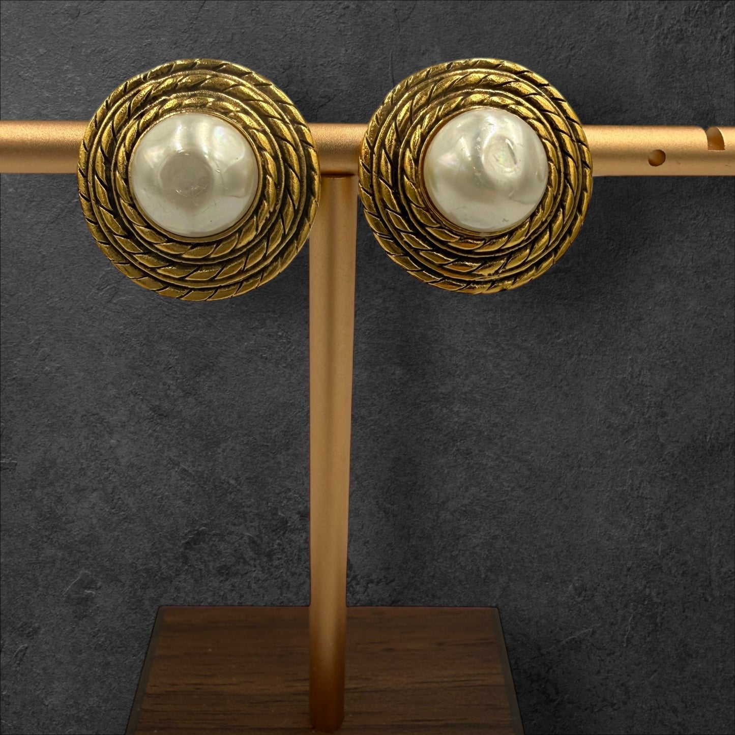 412. Chanel Vintage 24K Gold Plated faux pearl clip on Earrings