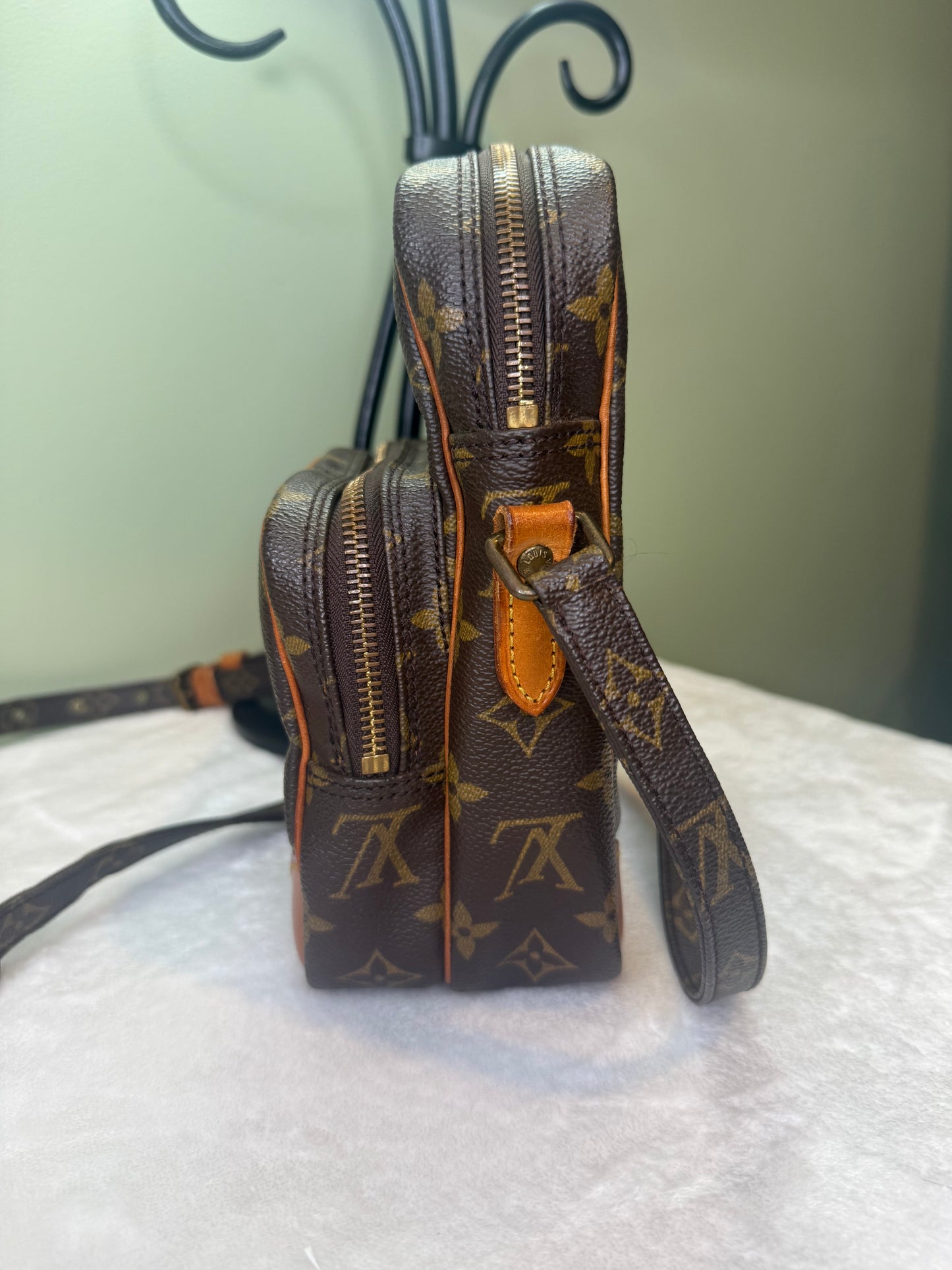 1734. Louis Vuitton Monogram Amazon