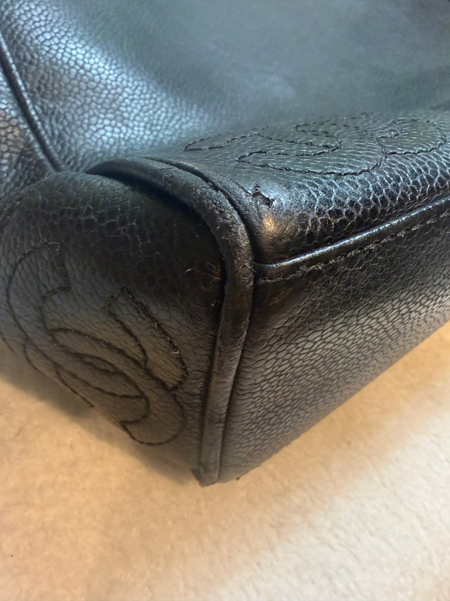 499. Chanel Caviar Small Tote Series 4