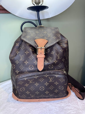 1730. Louis Vuitton Monogram Montsouris GM Backpack