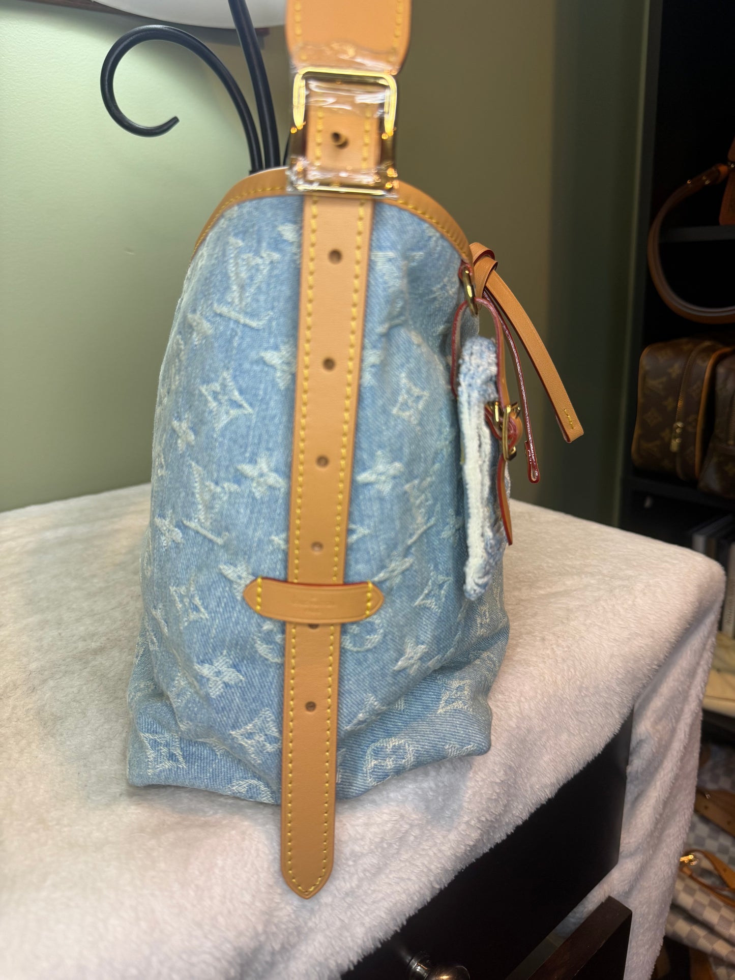 1414. Louis Vuitton Denim Carryall PM Bag with Pouch