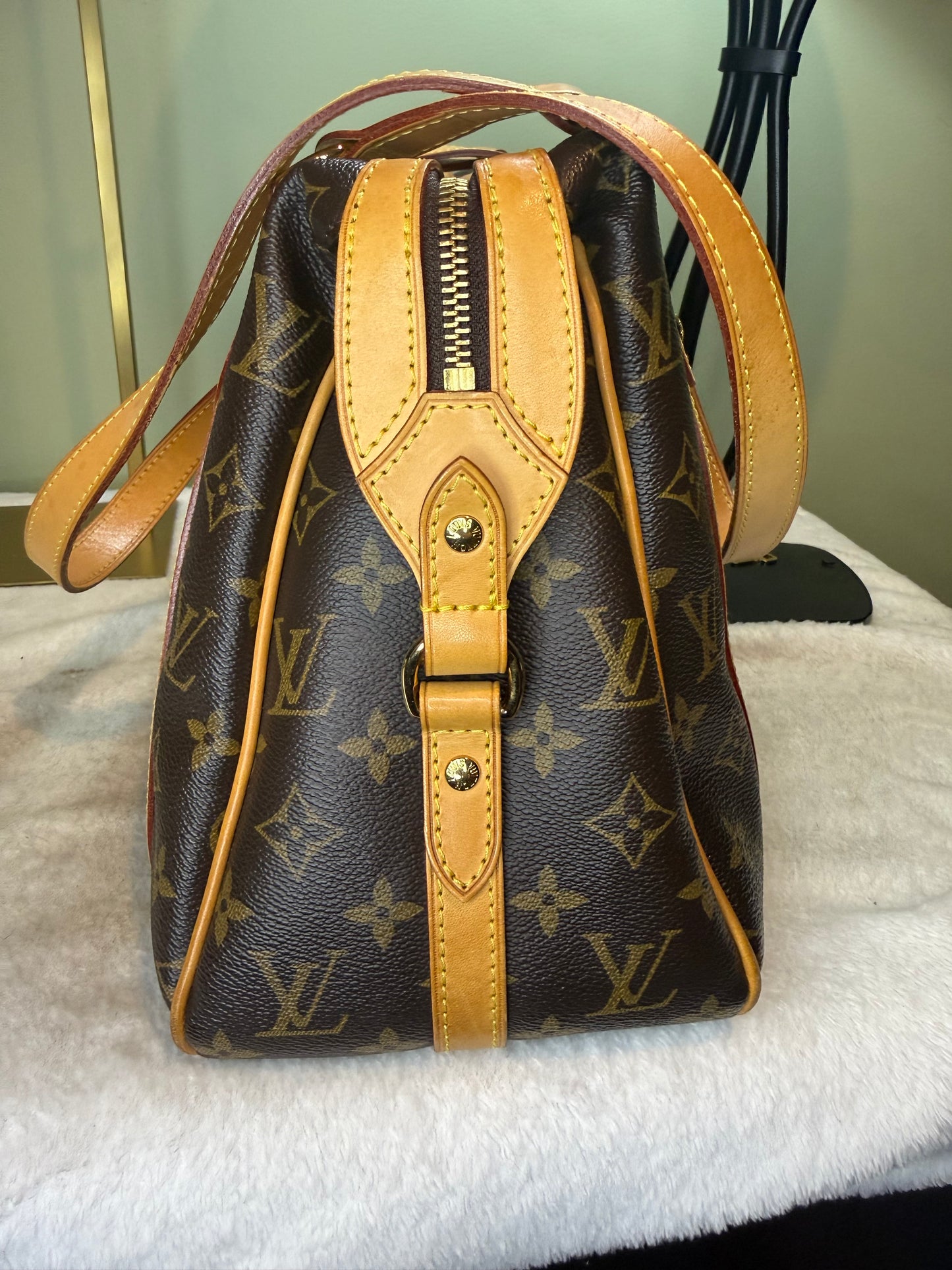1343. Louis Vuitton Monogram Stressa PM