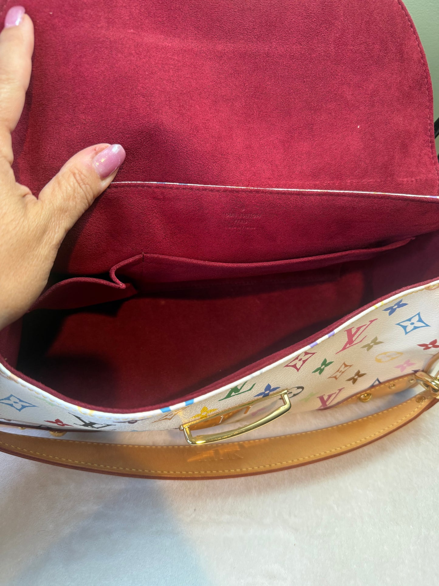 1837. Louis Vuitton White Multicolor Beverly MM