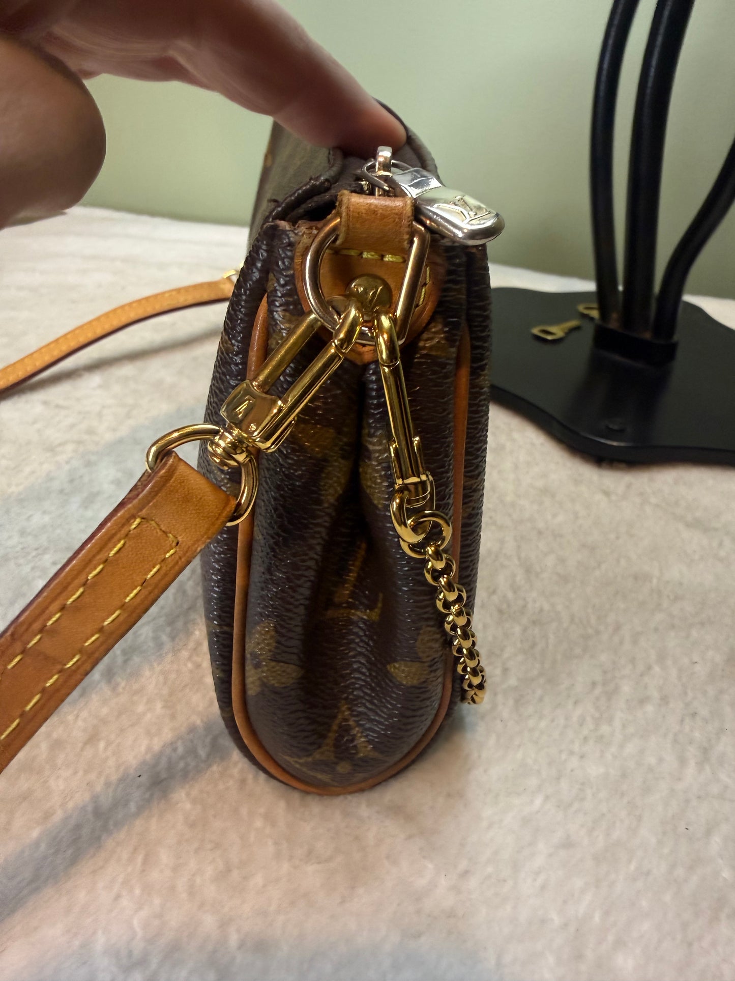 1280. Louis Vuitton Monogram Eva