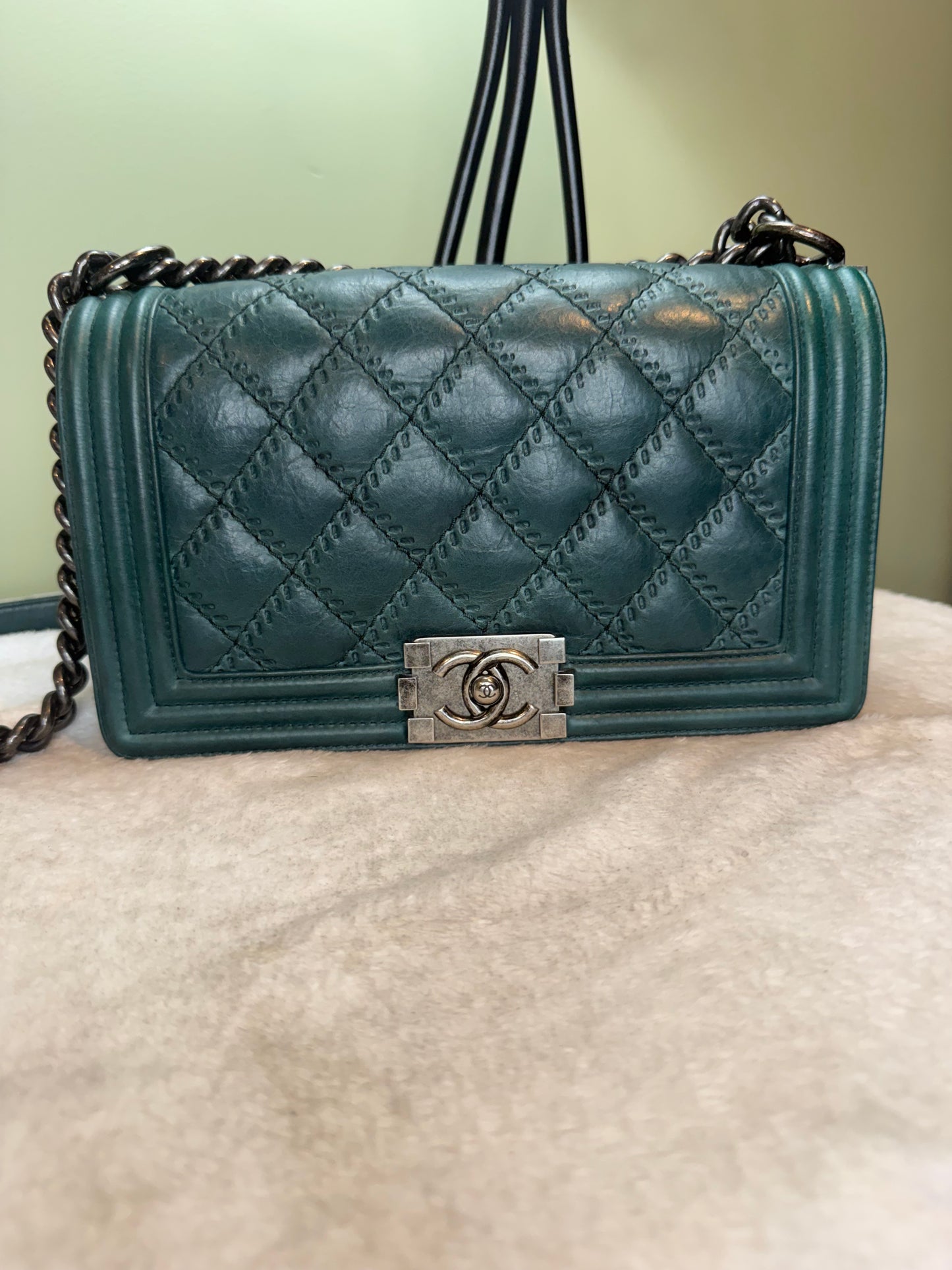 1022. Chanel Green Medium Boy Bag with gun metal hardware