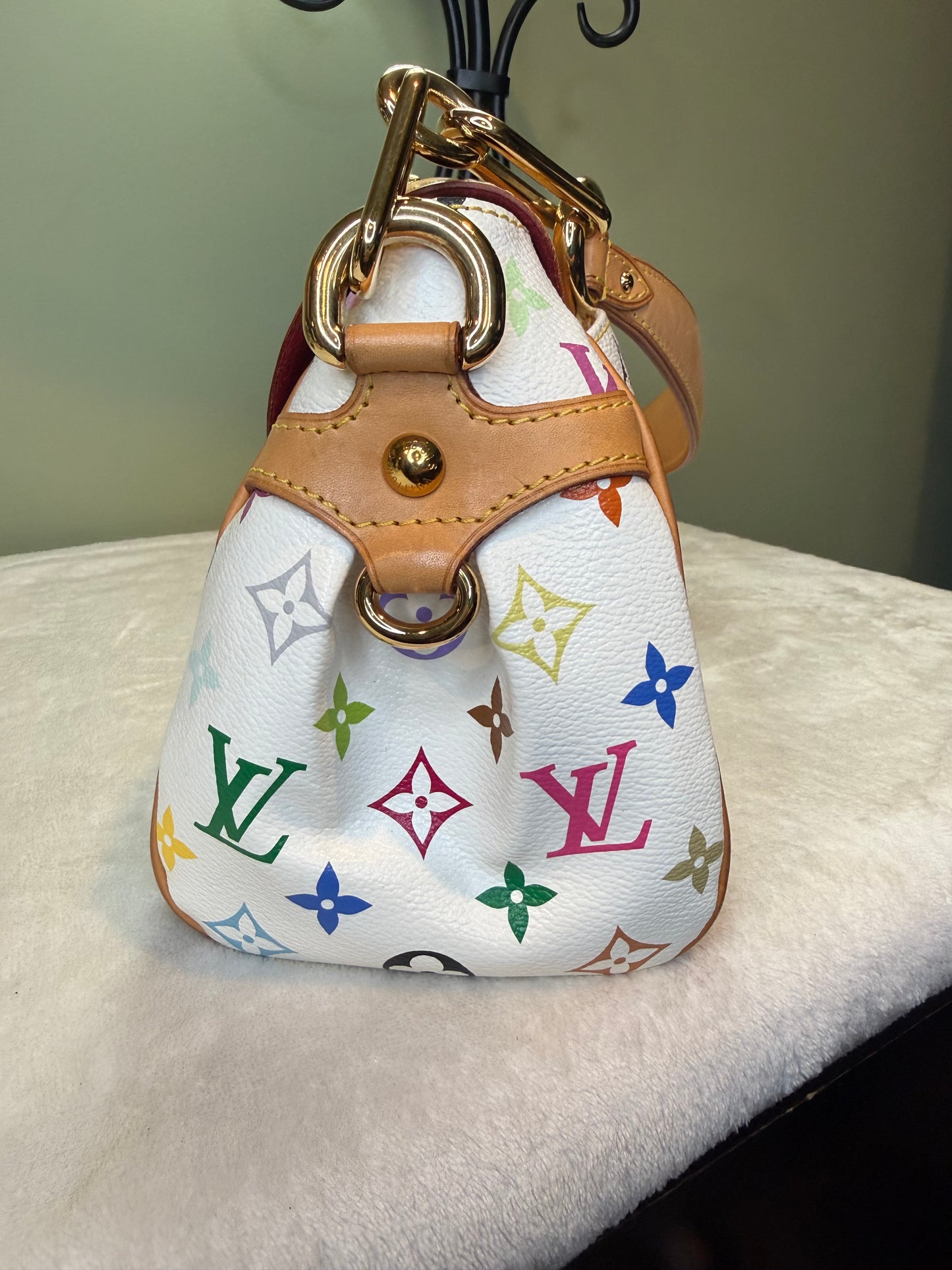 1837. Louis Vuitton White Multicolor Beverly MM