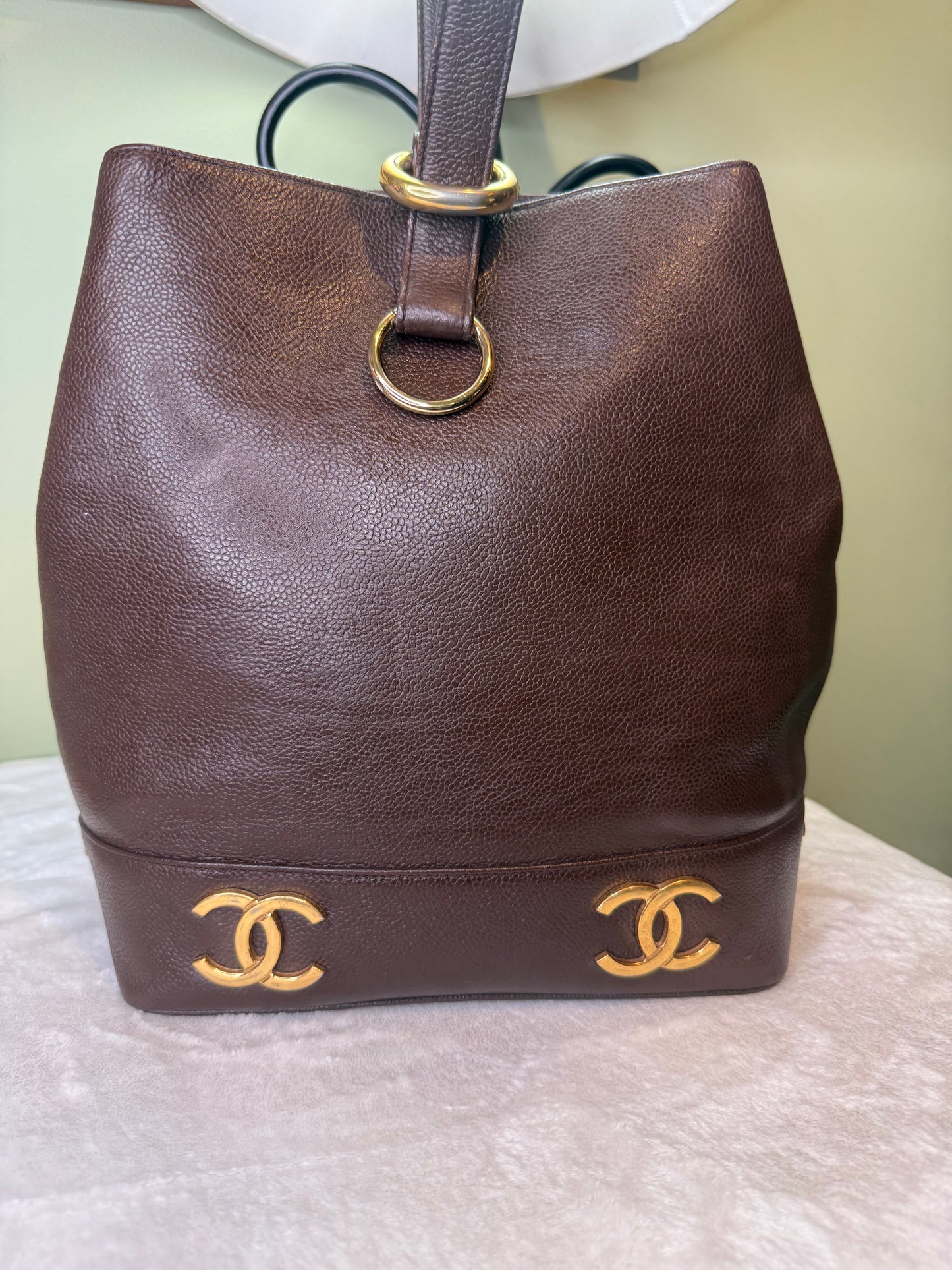 1746. Chanel Vintage Brown Triple CC Bucket Bag ( Series 2, 91-94)