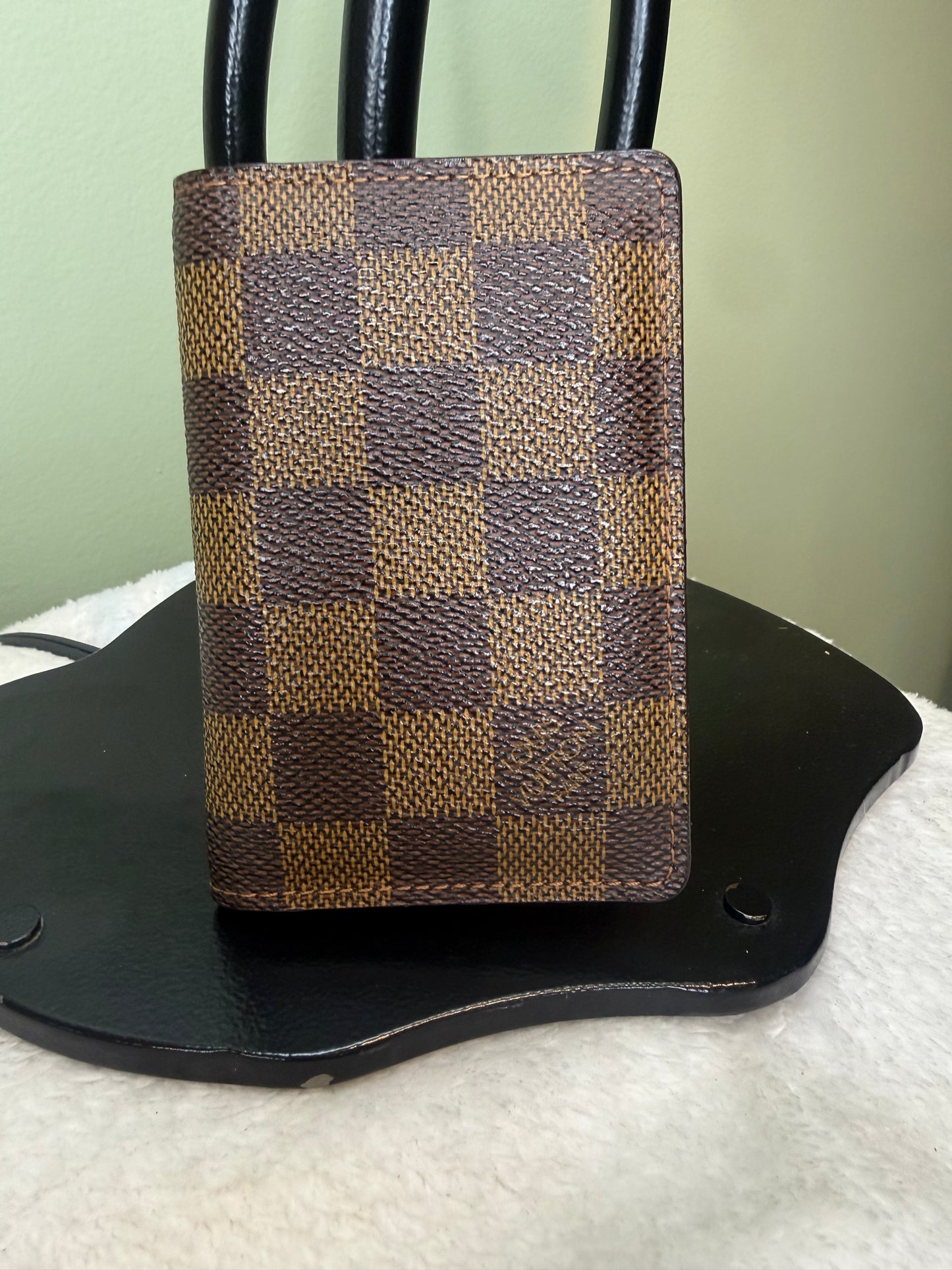 1211. Louis Vuitton Damier Ebene Pocket Organizer