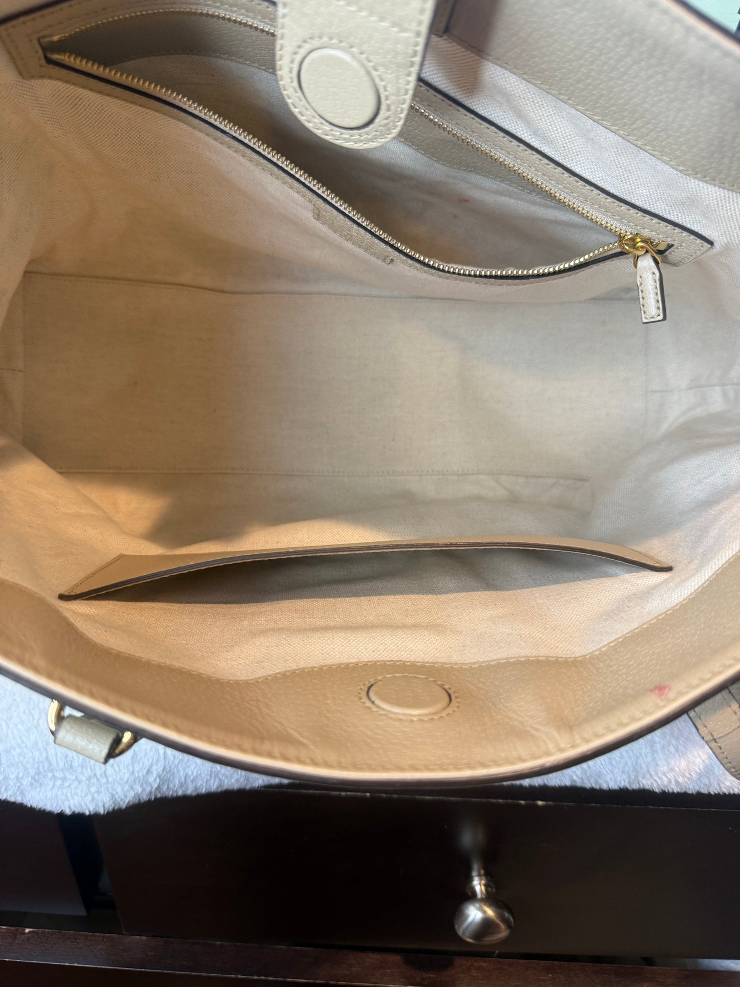 1297. Gucci Ophidia Large Beige and White GG Canvas Tote