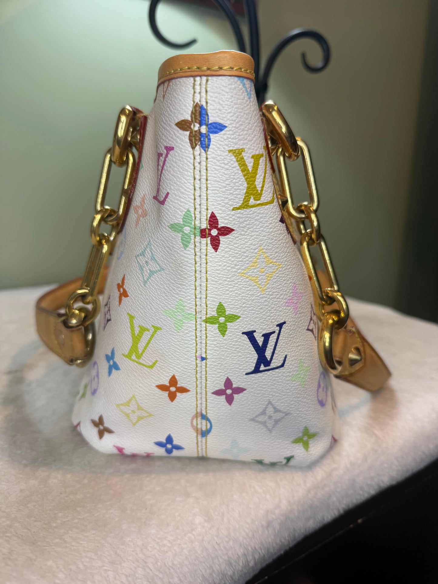 1275. Louis Vuitton White Multicolor Annie MM Shoulder Bag
