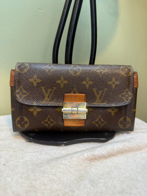 1652. Louis Vuitton Monogram Elysee Wallet
