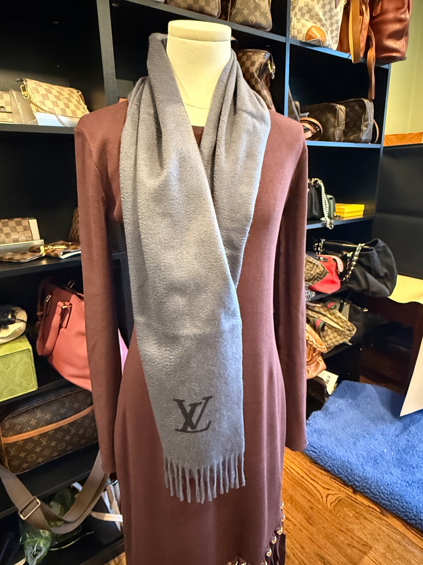 303. Louis Vuitton Grey Fringe 100% Cashmere Scarf