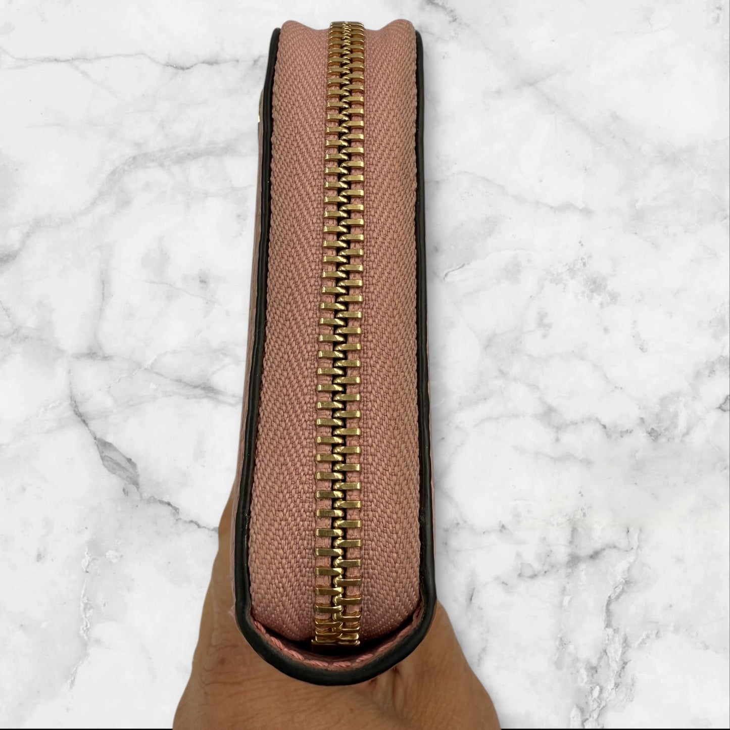 266. Gucci Petit Marmont Leather Light pink Long zippy wallet