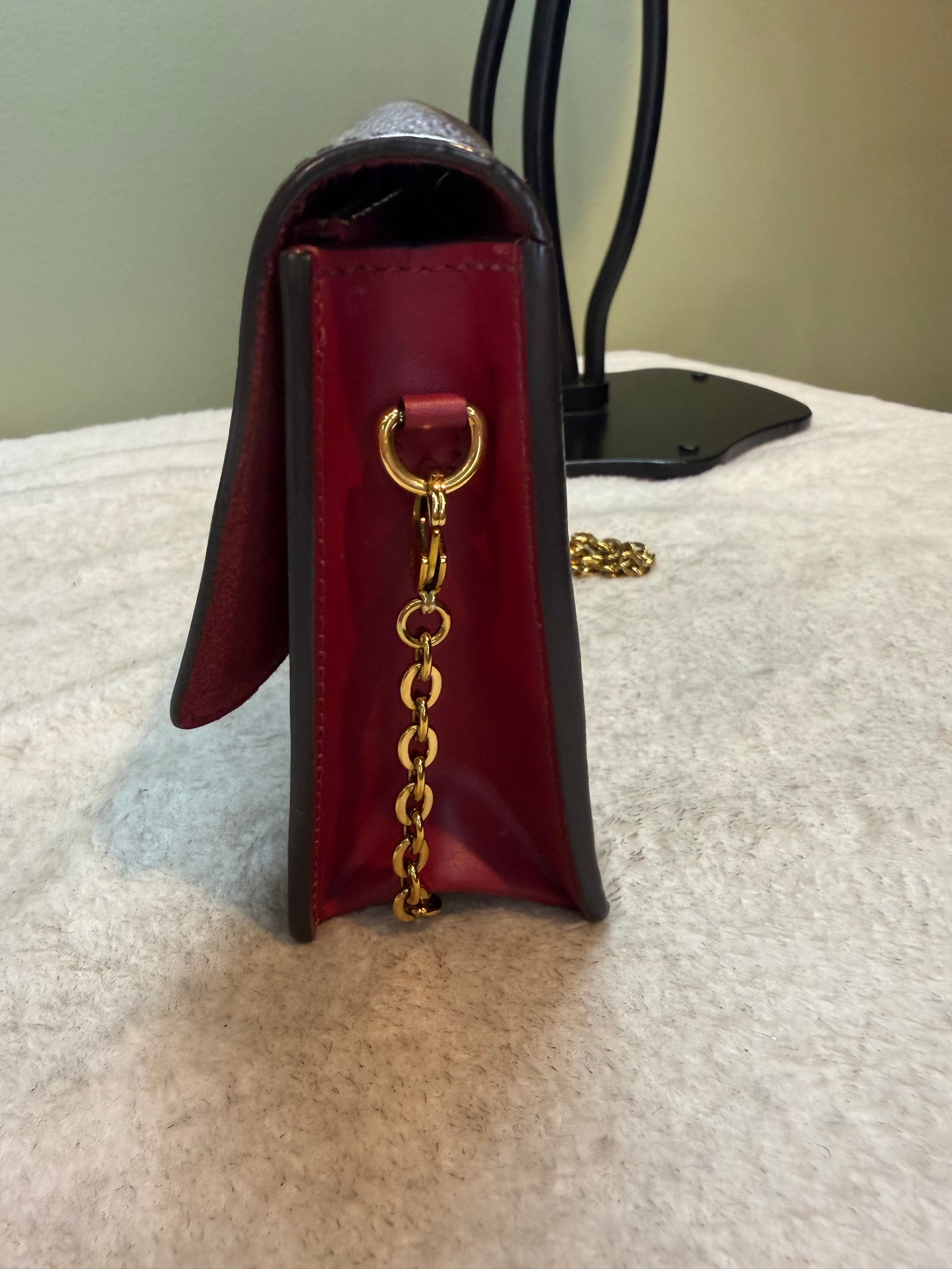 1641. Louis Vuitton Monogram Flore with Fuchsia WOC