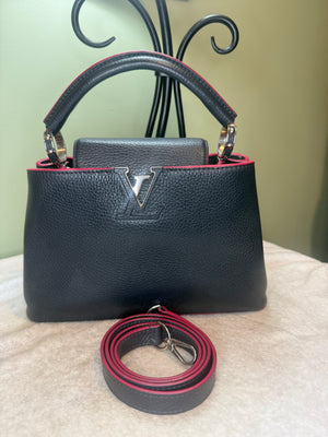1385. Louis Vuitton Navy Capucines BB Calfskin Crossbody