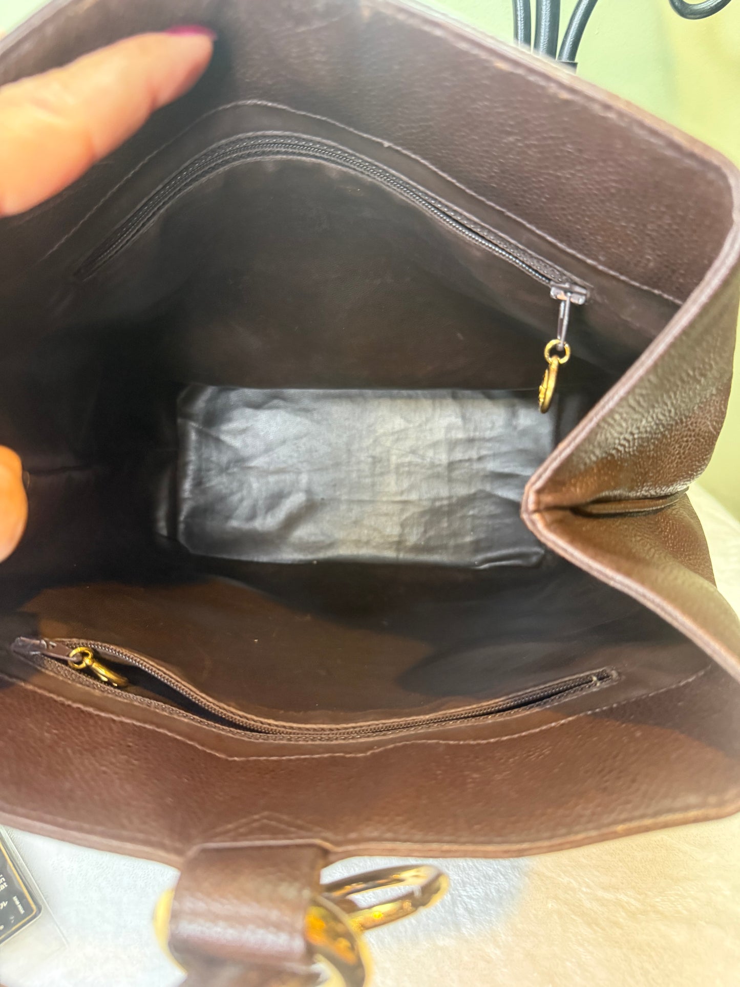 1746. Chanel Vintage Brown Triple CC Bucket Bag ( Series 2, 91-94)