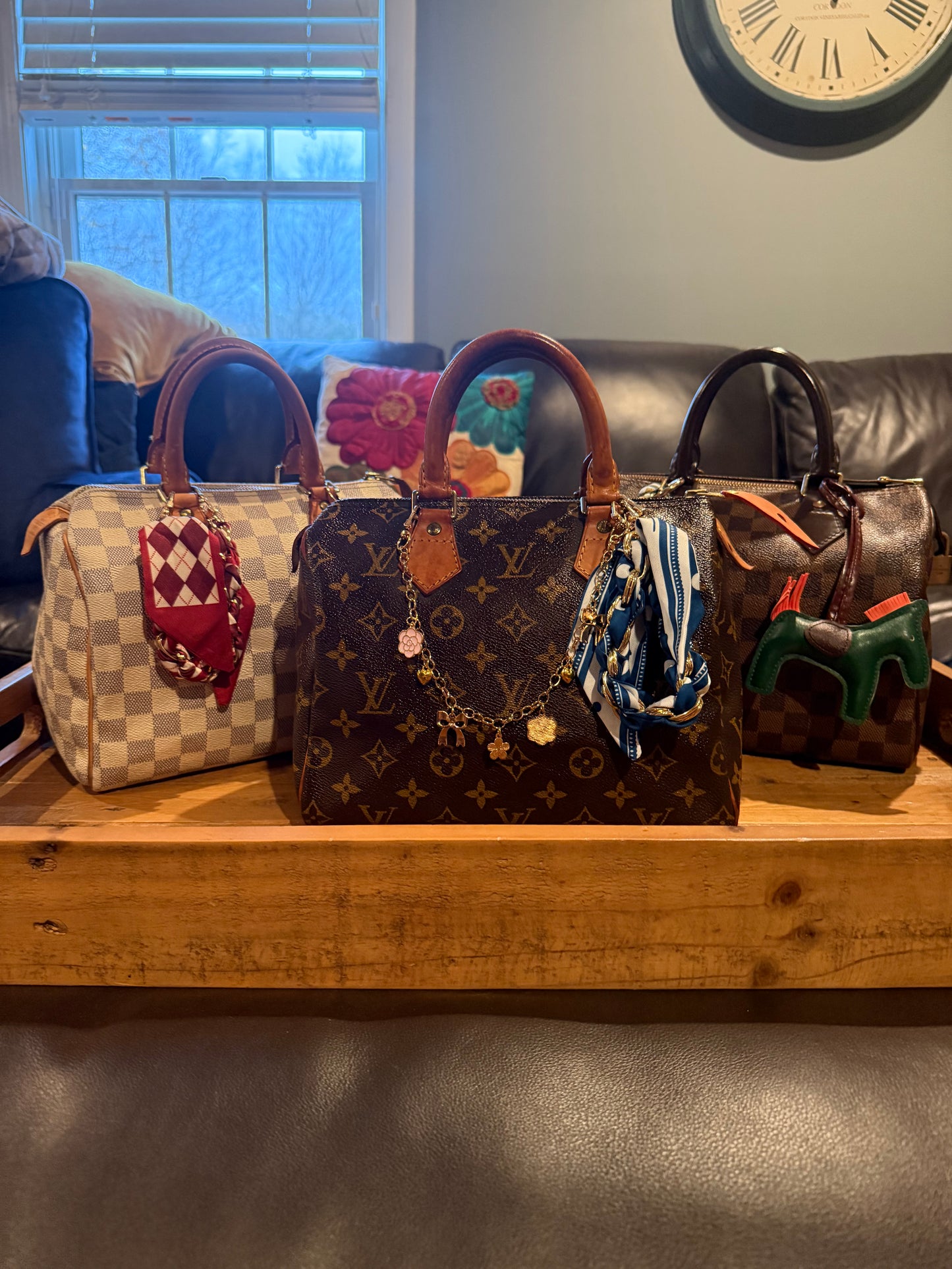 302. Louis Vuitton Monogram Speedy 25